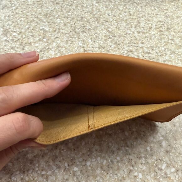 NWT Able Alem Snap Leather Wallet in Cognac - Picture 7 of 7